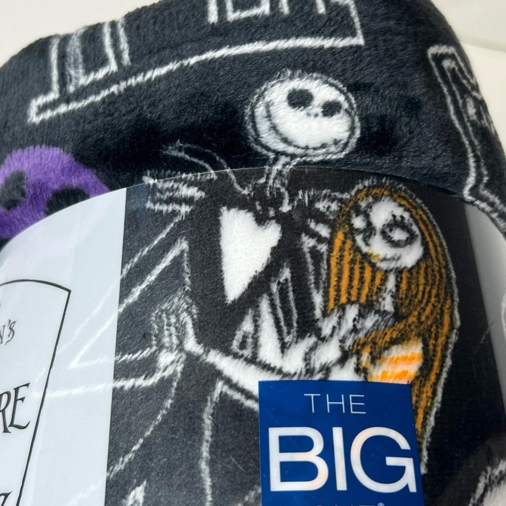 Disney Nightmare Before Christmas Plush Oversized Throw 5’ x 6’
